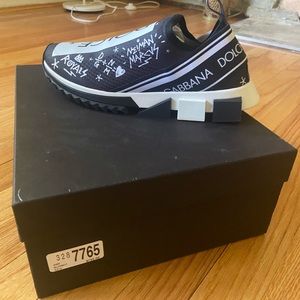 Dolce and Gabbana used worn 5x